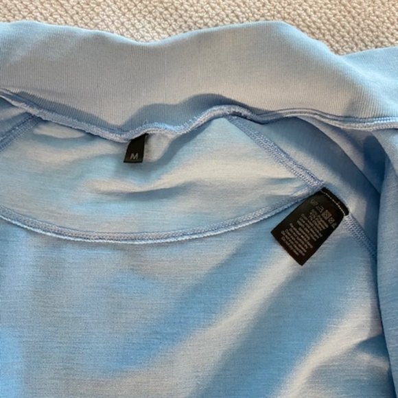 Alphalete Seamless Jacket - Size Medium - color Atlantis - Picture 3 of 4